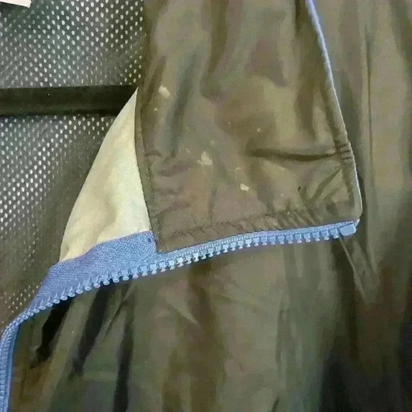 Black and blue Columbia rain jacket size large - Picture 5 of 6